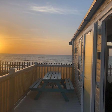 Caravan Hire Golden Sands Sea Front Kinmel Bay Exterior photo