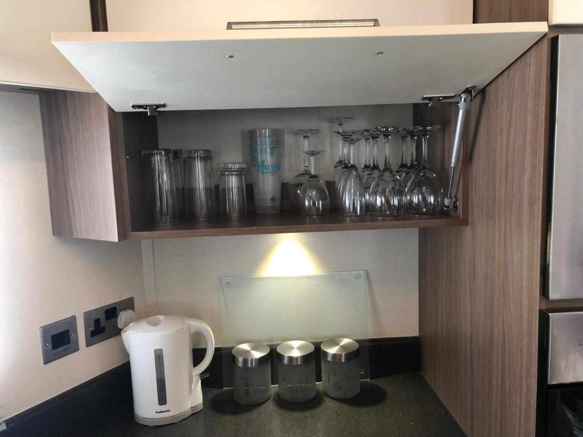 Caravan Hire Golden Sands Sea Front Kinmel Bay Exterior photo